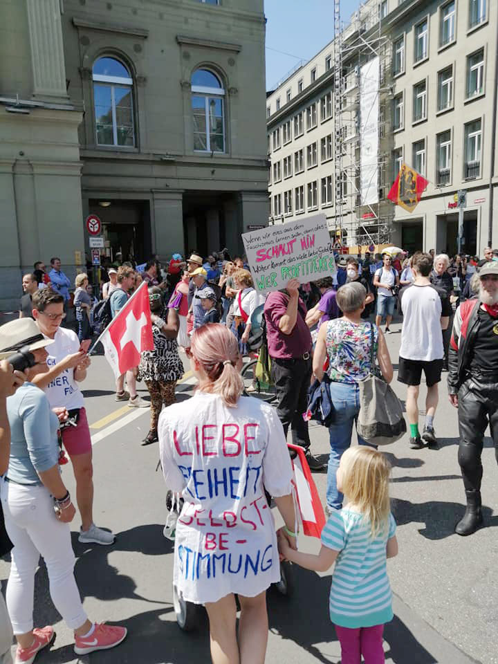 Rassemblement à Berne contre les mesures sanitaires, 9 mai 2020