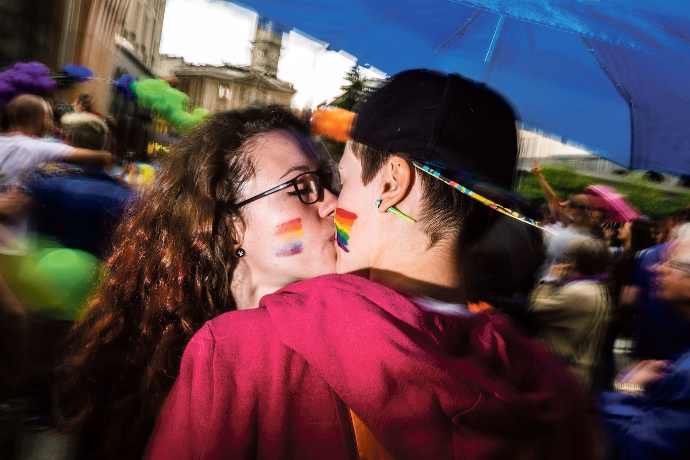 Deux femmes s'embrassent, Varese Pride 2016