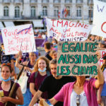 Un groupe d'argicultrices manifestent durant la Grève féministe à Genève