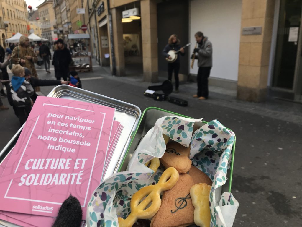 Une affiche "culture et solidarité" à Neuchâtel
