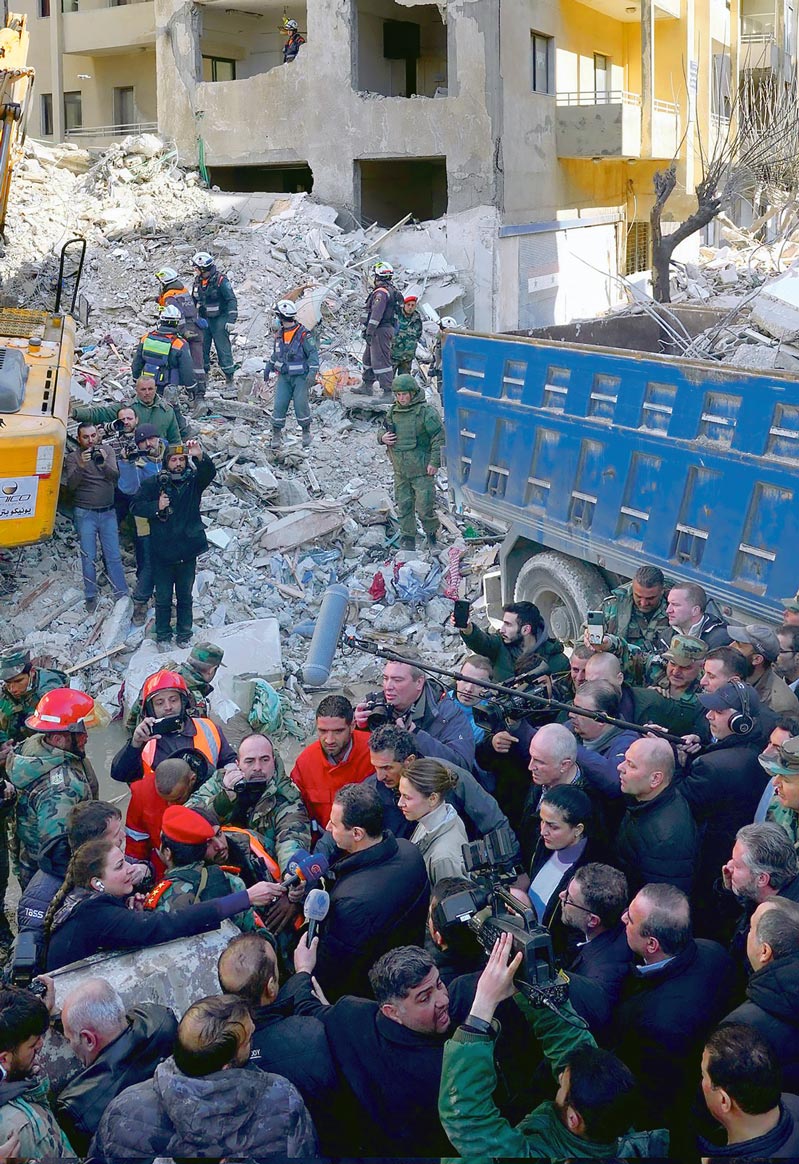 Bachar al-Assad visite les dégâts du tremblement de terre