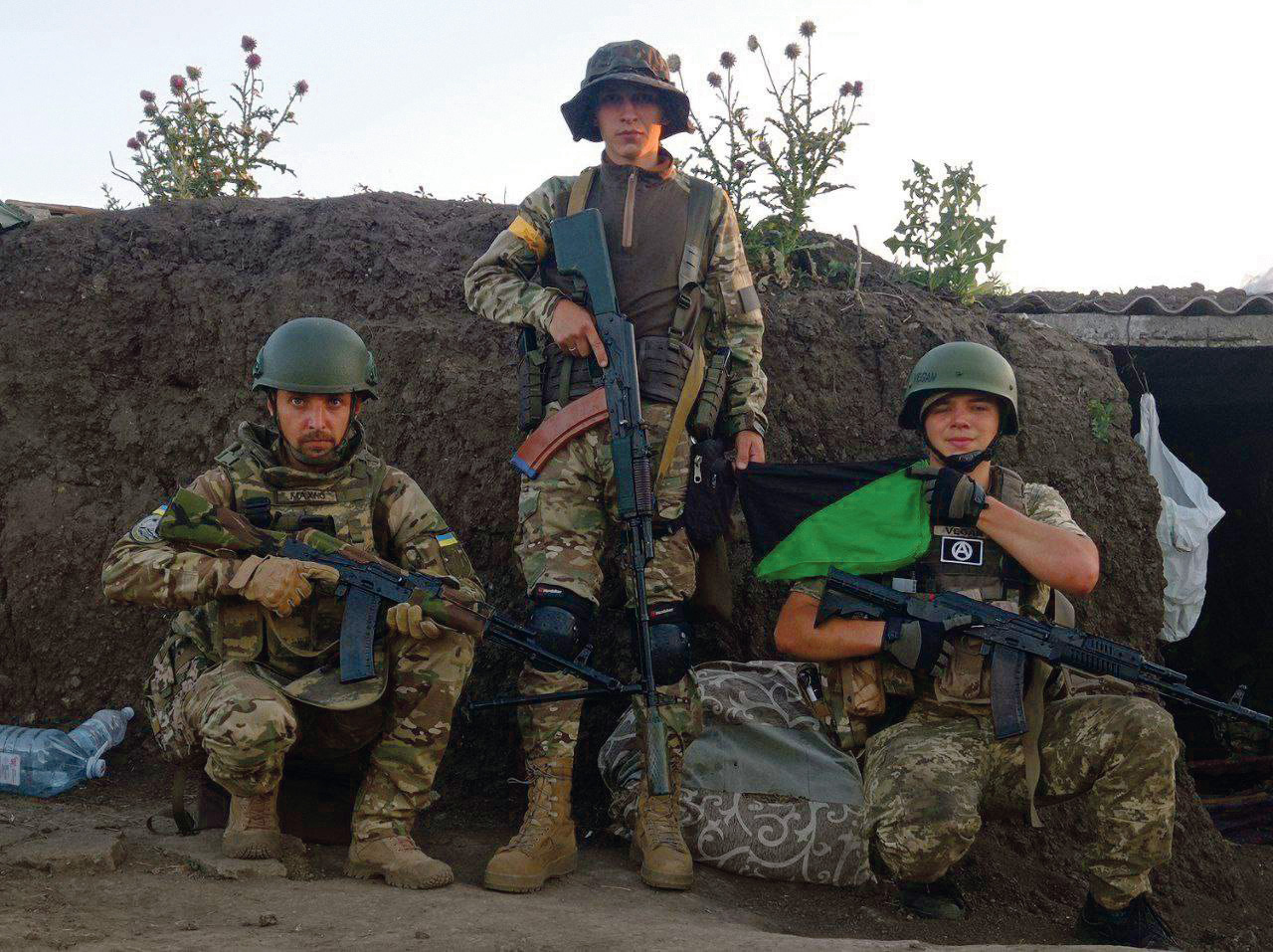 Des soldats ukrainiens sur le front