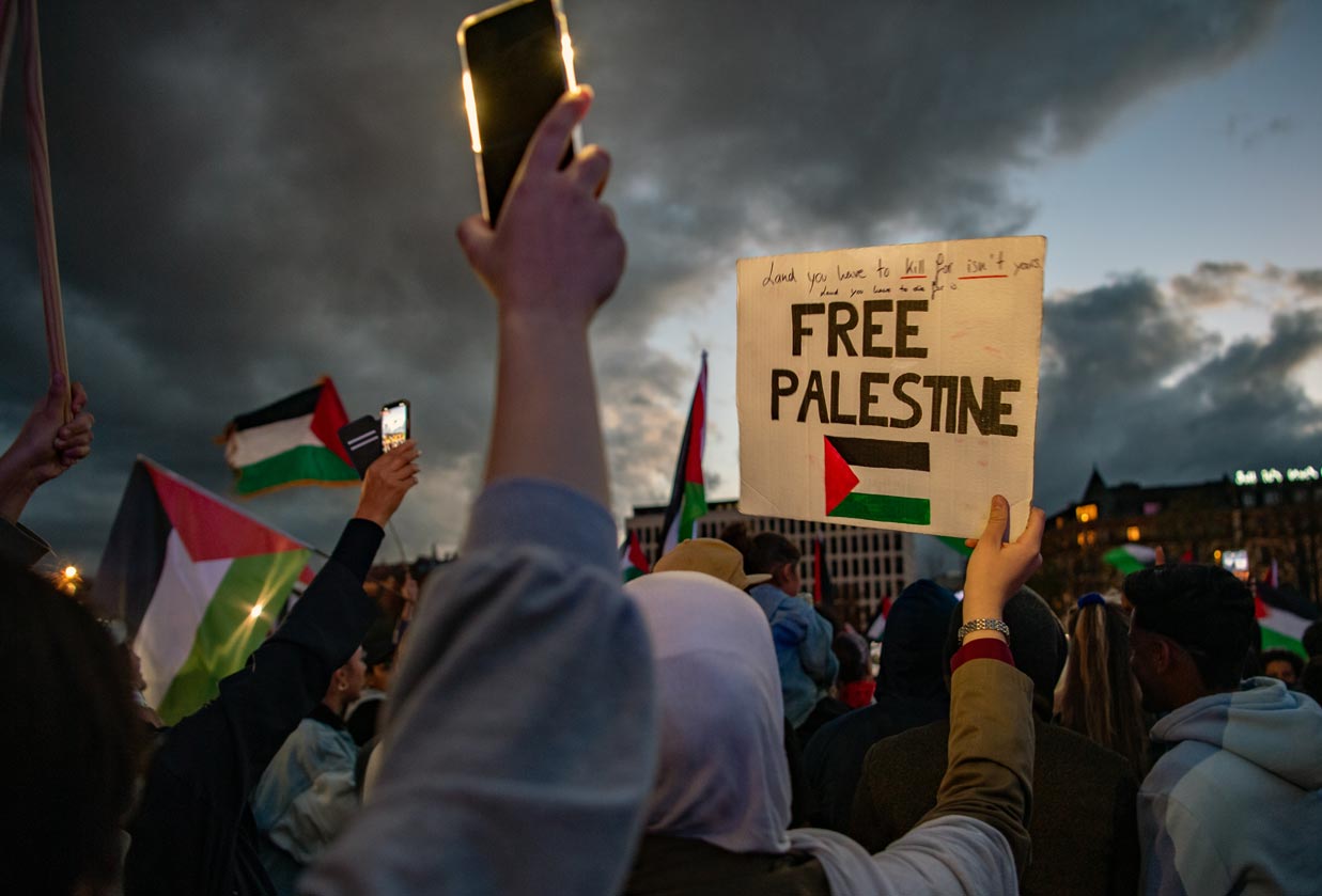 Une pancarte Free Palestine lors de la manifestation contre le massacre de Gaza, Genève, 14 octobre 2023