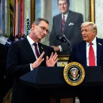 Albert Bourla, Donald Trump et Robert Kenney