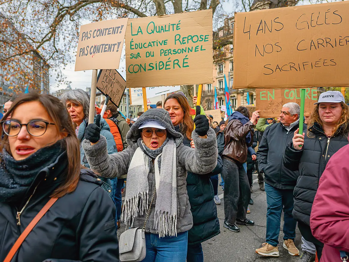 Des employés de la ville de Genève manifestent
