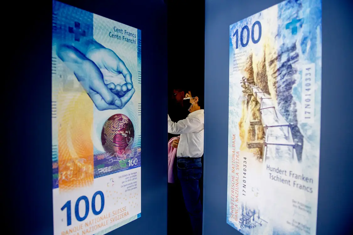 Billets de francs suisses exposés à la Banque nationale suisse