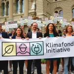 Action de lancement de la récolte de signatures de l’initiative pour un fonds climat