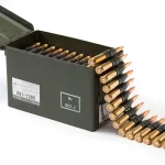 Une boîtes de munitions