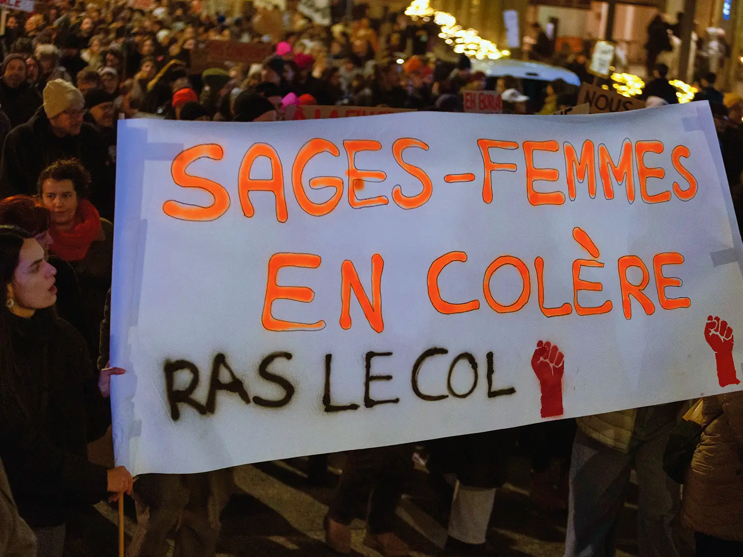 Banderole "Sages-femmes en colère”