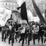 Des manifestants avec des portraits de Mao pendant la Révolution culturelle