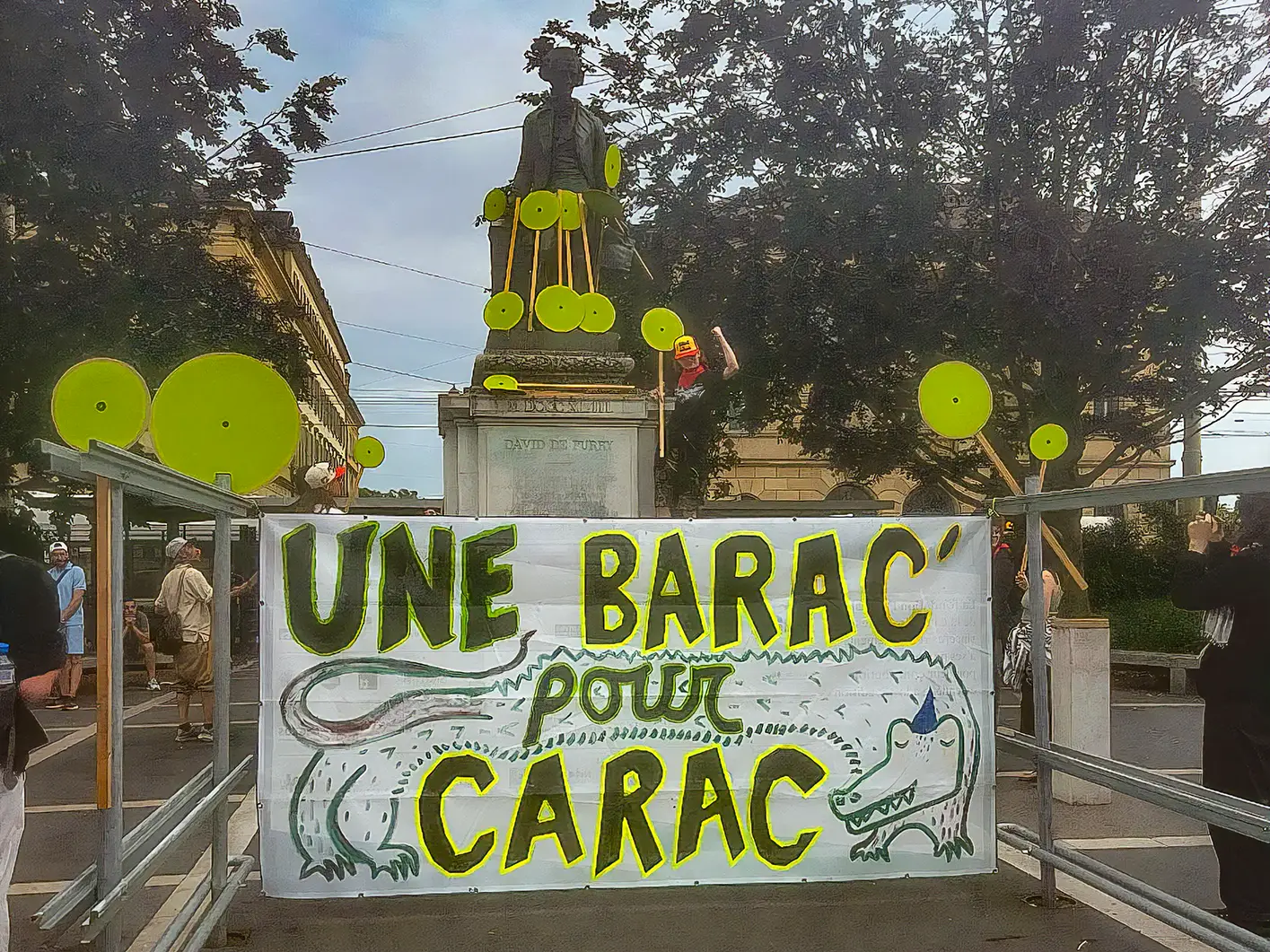 Rassemblement en faveur du centre autogéré dans les anciens abattoirs de Serrières CARAC, Neuchâtel, 16 juin 2026